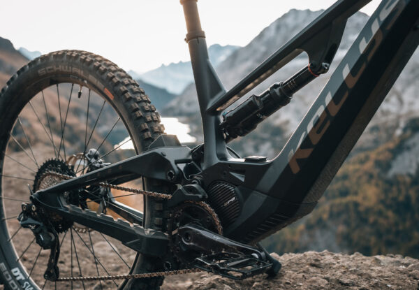 KELLYS-THEOS F90 SH-CARBON- 29"/27.5"(20Ah- 725Wh)-(MOT.SHIMANO EP 800-85Nm)-SKLADEM!!! - Image 2