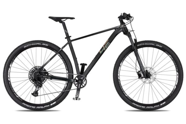 4EVER- SABATHON - chameleon / hologram Rok 2023 Velikost rámu 17", 19", 21" -NA PRODEJNĚ-MOŽNO VYZKOUŠET !!! 12,6Kg!!!